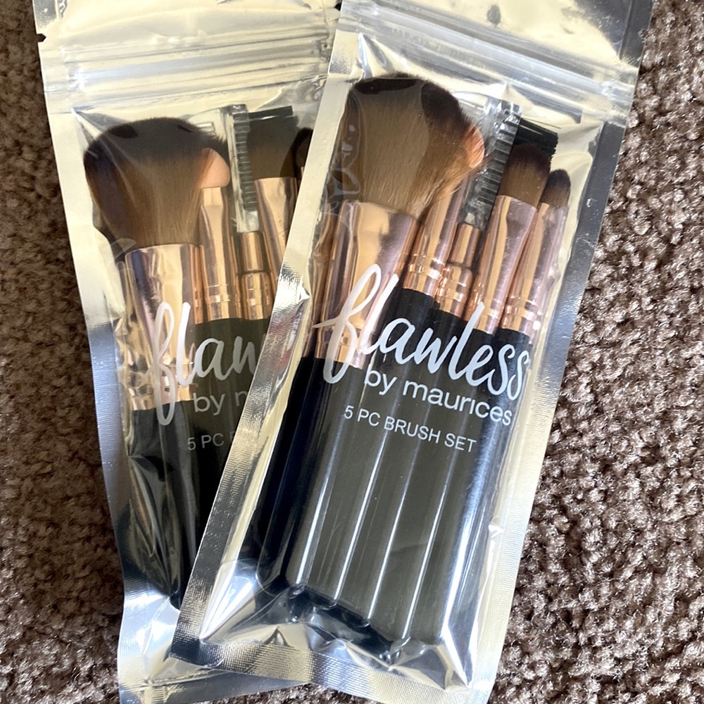 💖Maurices Flawless Collection 5pc Brush Set💖